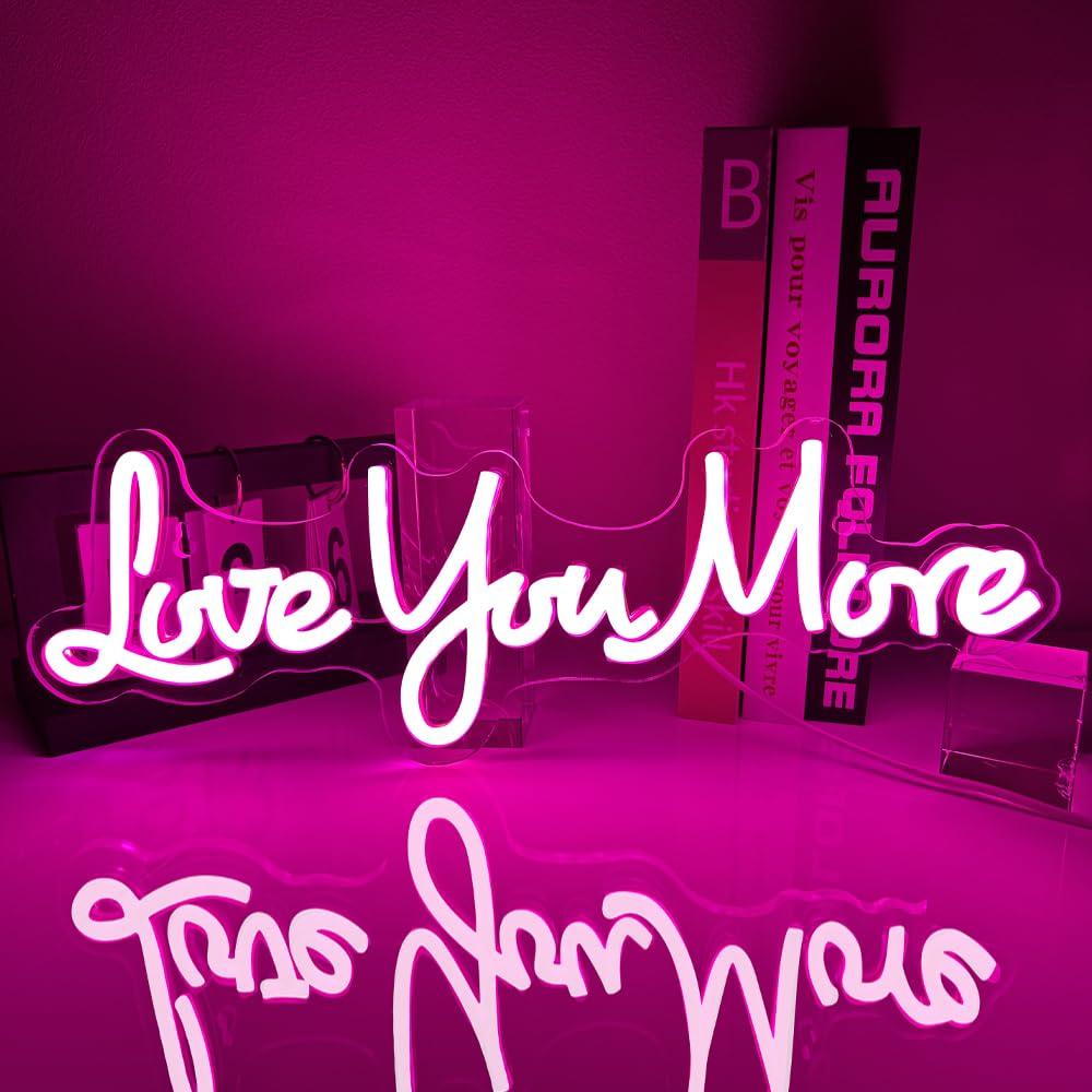 Lighting Decor And More - Letreiro Neon 'Love You More' com