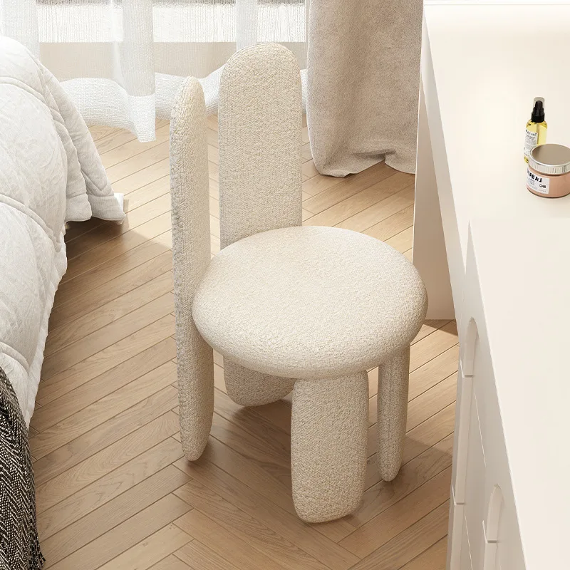 Cadeira de quarto feminina, de - Furniture Lighting & Decor Magazine avaliação e preço